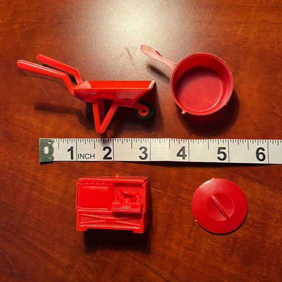 🎈🎈VINTAGE Dollhouse Accessories - Picture 3 of 3